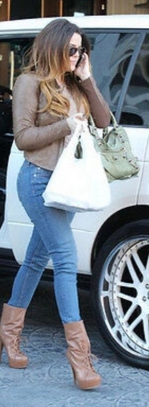 Alejandro Ingelmo Bootie❤ - Picture 2 of 5